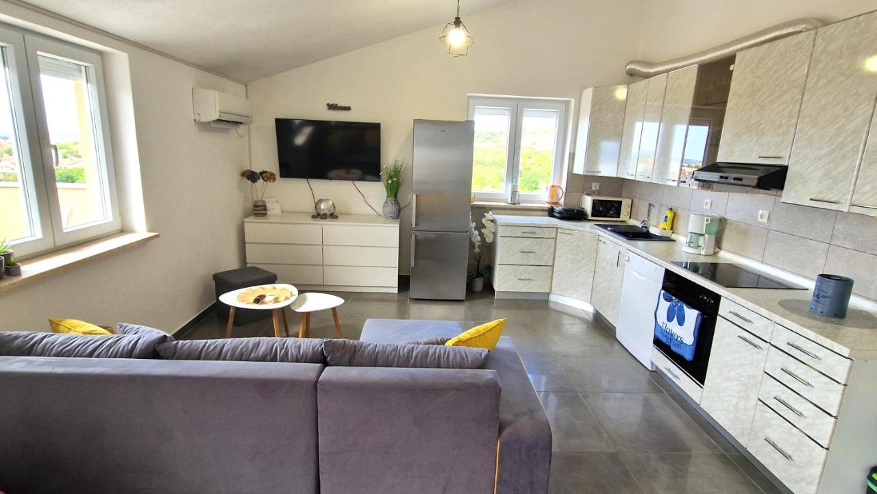 Apartment Goran Krk Town