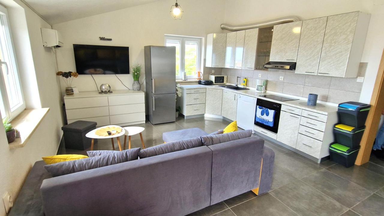 Goran Apartment *